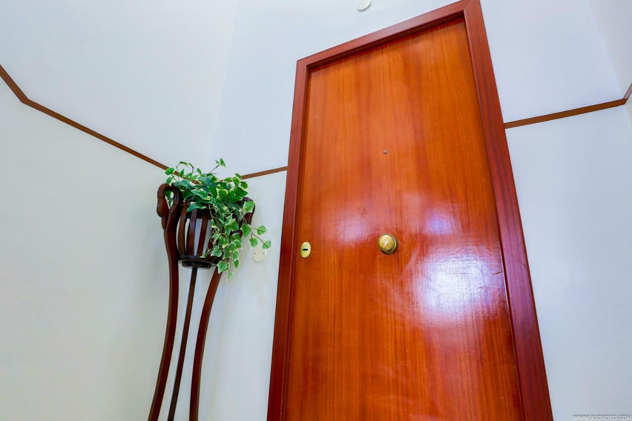 Gordon'S Apartment โรม ภายนอก รูปภาพ